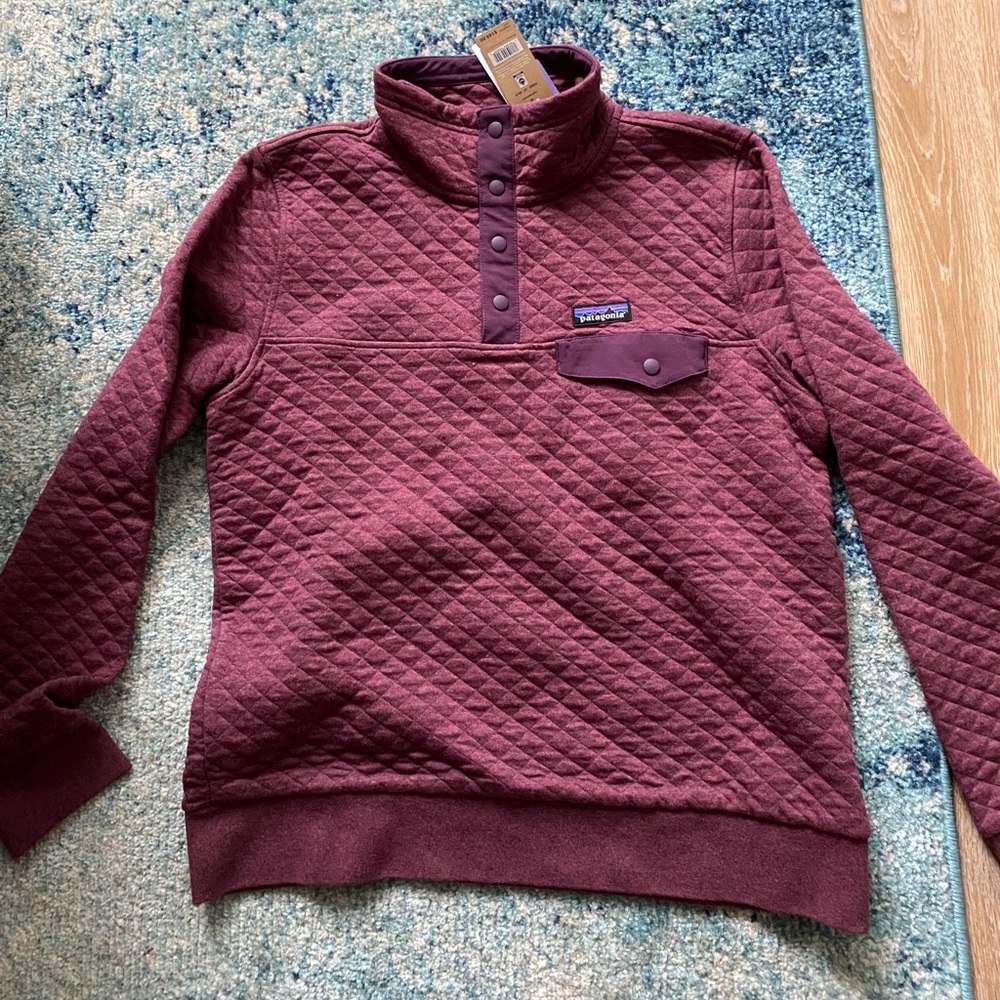 Patagonia cotton quilt snap T pullover